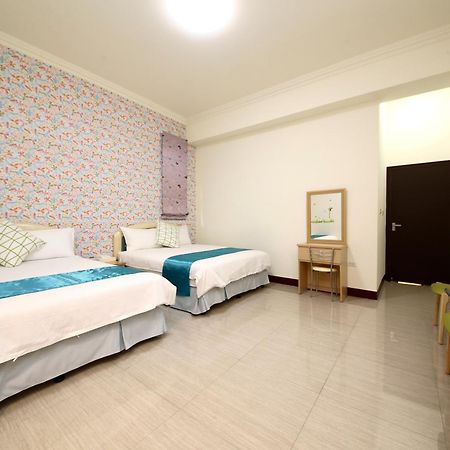Xin Jing Zhan Homestay Hualien City Δωμάτιο φωτογραφία